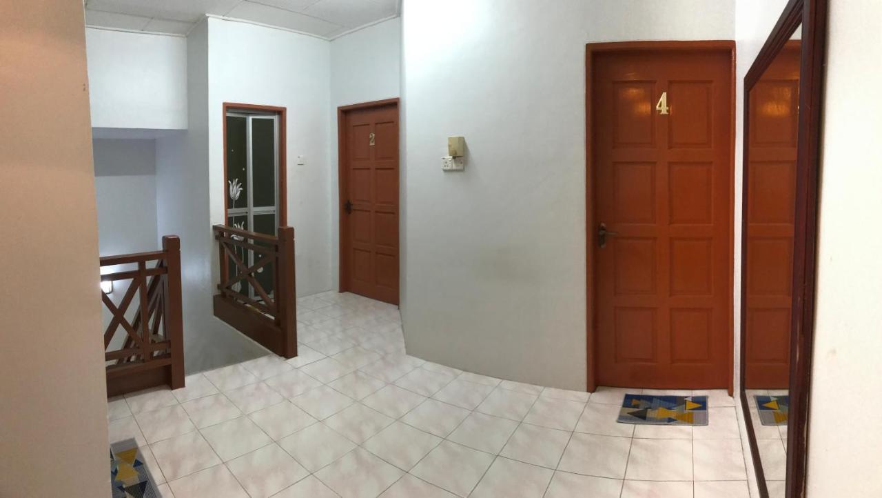 Ruhani Homestay 3 Kb - 4 Bedroom Fully Airconditioned With Wifi & Netflix Κότα Μπάρου Εξωτερικό φωτογραφία