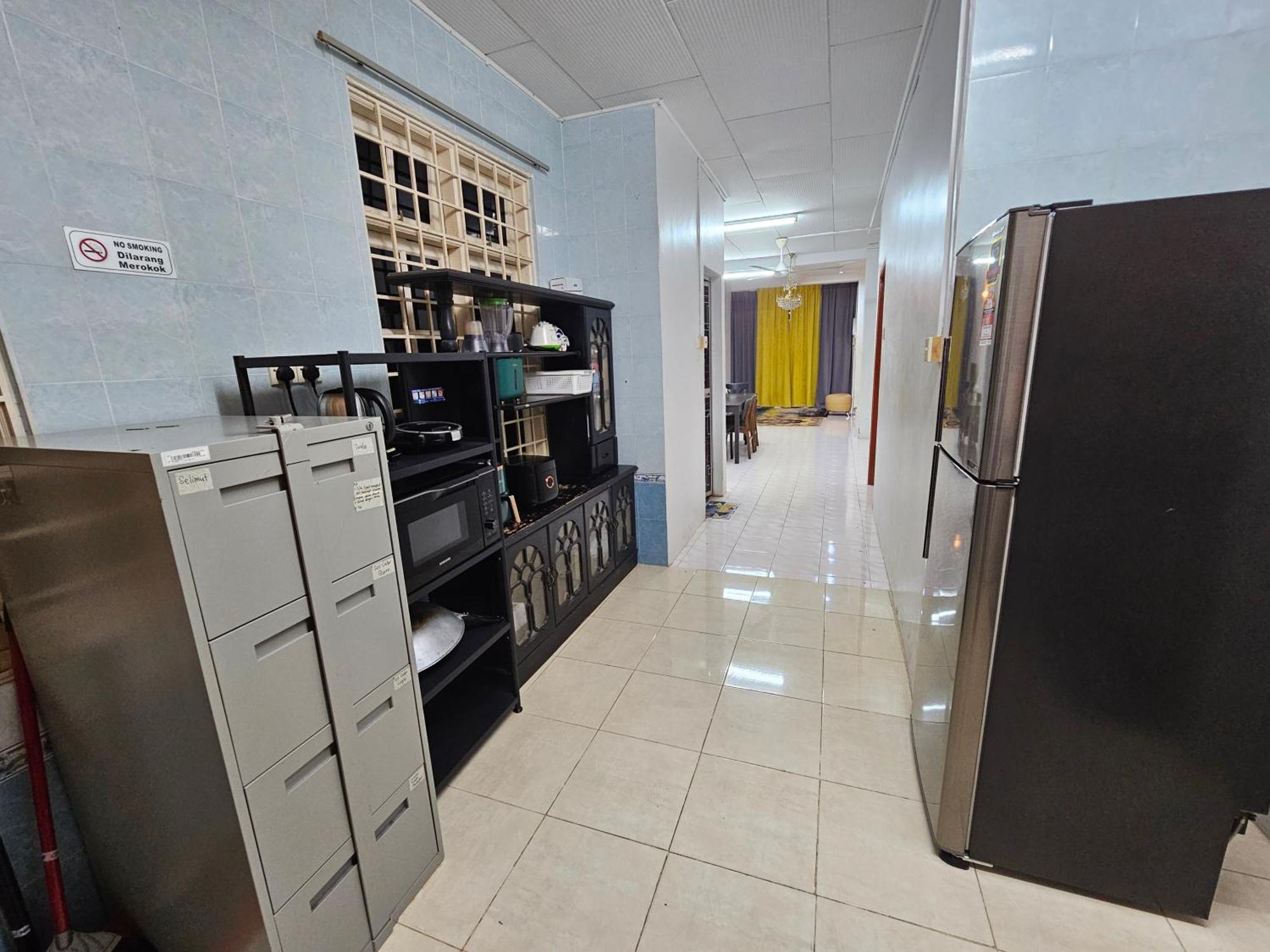 Ruhani Homestay 3 Kb - 4 Bedroom Fully Airconditioned With Wifi & Netflix Κότα Μπάρου Εξωτερικό φωτογραφία