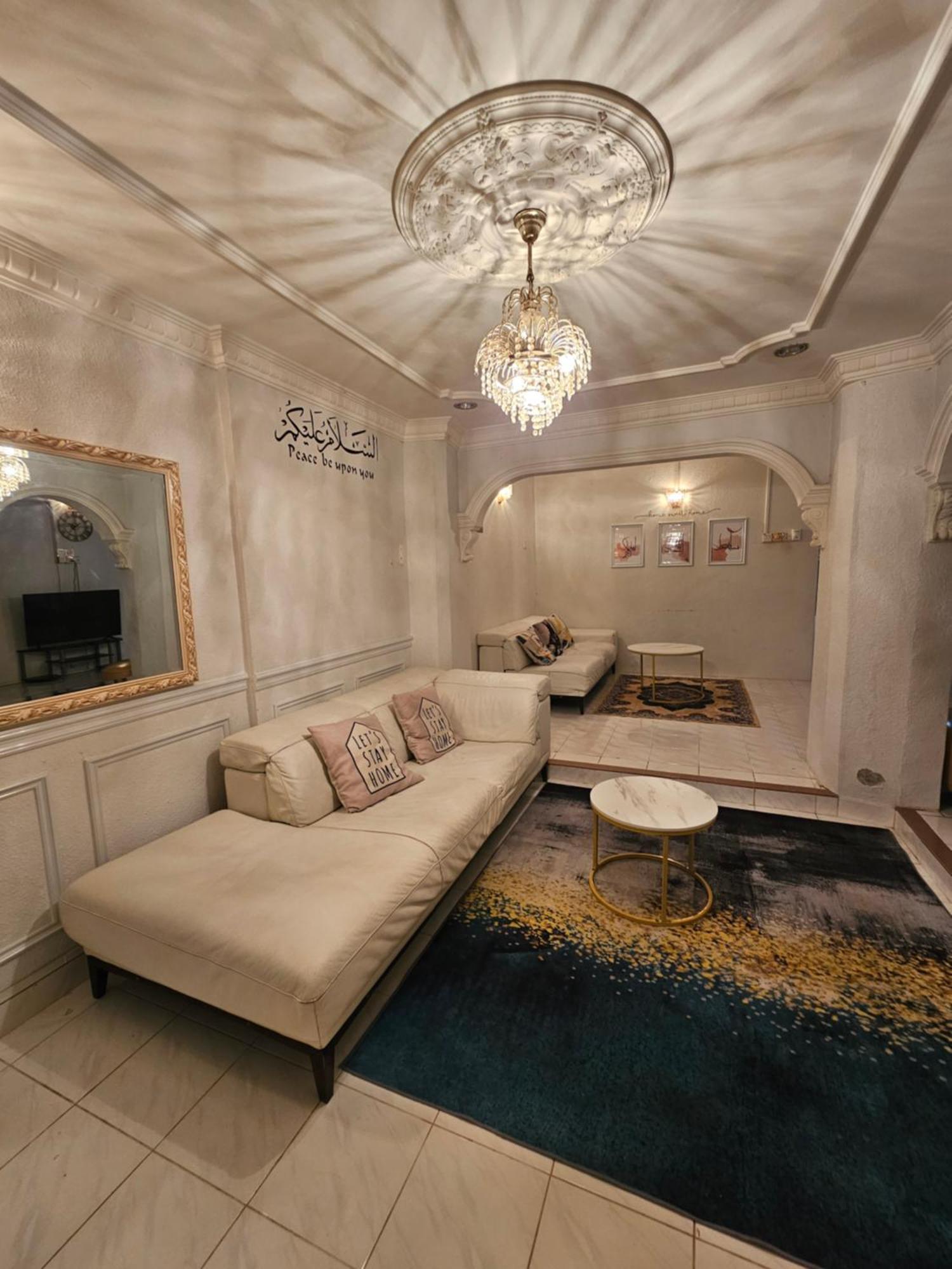 Ruhani Homestay 3 Kb - 4 Bedroom Fully Airconditioned With Wifi & Netflix Κότα Μπάρου Εξωτερικό φωτογραφία